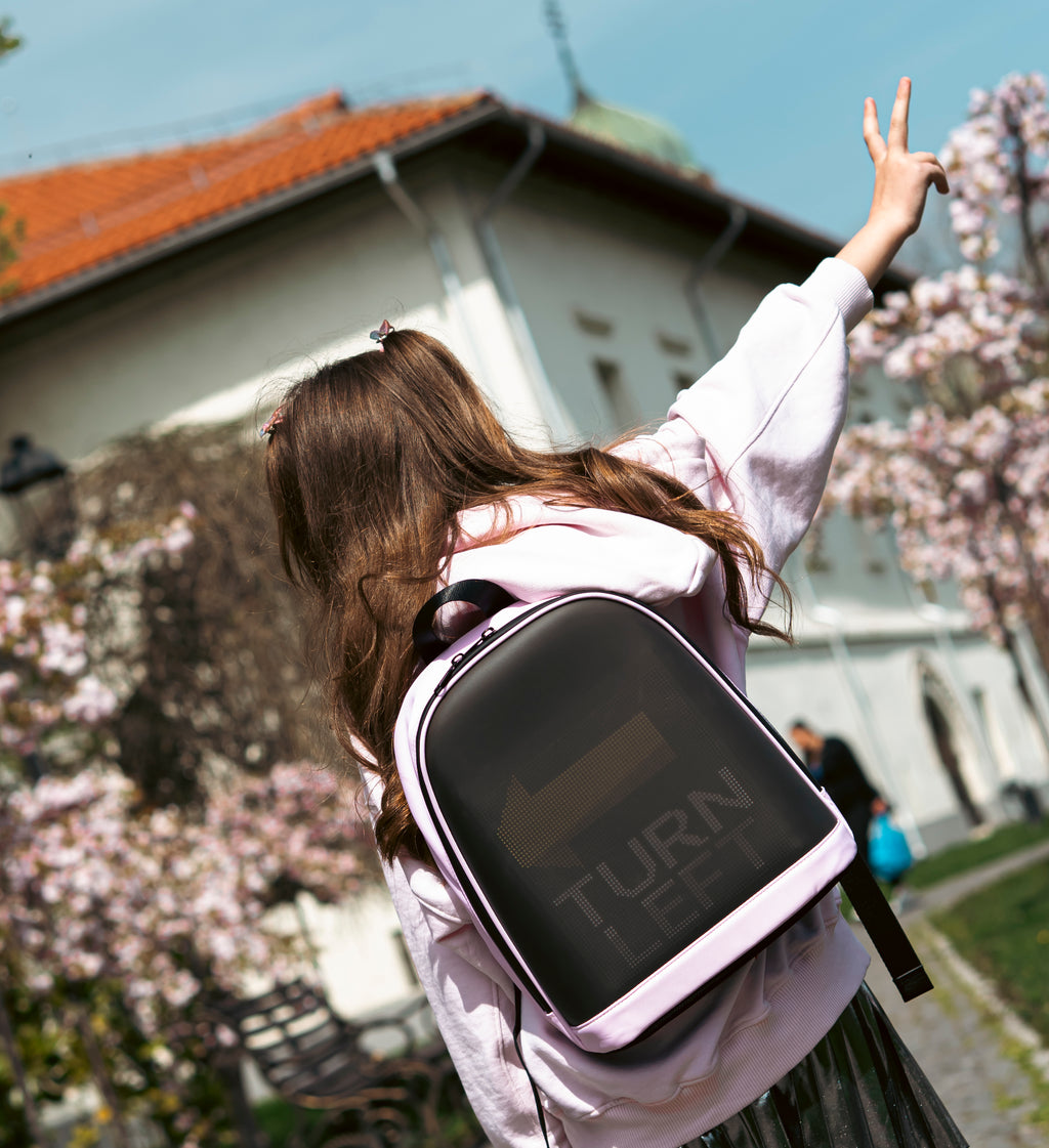 Rucsac Urban Compact cu LED - Seria T7